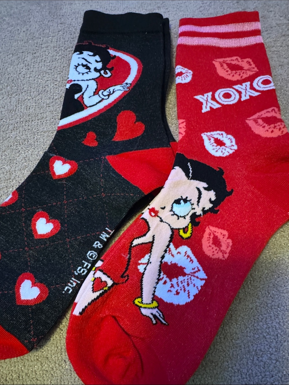 Betty Boop Red & Black Heart and Kiss Crew Socks